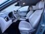Hyundai Kona Electric EV Fashion 64 kWh Automaat / Dealer onderhouden / Accu SoH 100% / HUD / Navigatie / Achteruitrijcamera / Apple Carplay Android /  17" LM wielen / Winterwielen tegen meerprijs € 499 /
