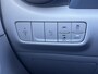 Hyundai Kona Electric EV Fashion 64 kWh Automaat / Dealer onderhouden / Accu SoH 100% / HUD / Navigatie / Achteruitrijcamera / Apple Carplay Android /  17" LM wielen / Winterwielen tegen meerprijs € 499 /