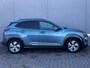 Hyundai Kona Electric EV Fashion 64 kWh Automaat / Dealer onderhouden / Accu SoH 100% / HUD / Navigatie / Achteruitrijcamera / Apple Carplay Android /  17" LM wielen / Winterwielen tegen meerprijs € 499 /