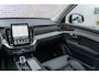 Volvo XC90 2.0 T8 Plug-in hybrid AWD Ultra Dark | 7 zits | Adaptieve Cruise Control | Panoramadak | Nappa Lederen Bekleding | Stoelmassage | Harman Kardon Audio | 21" Velgen | Stoel-/Stuurverwarming |