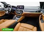BMW 5-Serie 545e xDrive High Exec. M-sport Black Edition 394 PK automaat | Open Dak | Trekhaak elec. | 360 Camera, Stoel- en stuurverwarming