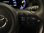 Toyota Yaris Cross 1.5 Hybrid Executive - TREKHAAK 750KG GEREMD TREKGEWICHT - HEAD-UP DISPLAY - JBL GELUIDSINSTALLATIE - PARKEERSENSOREN VOOR EN ACHTER - DODEHOEK DETECTIE - ELEKTRISCHE ACHTERKLEP - VOORRUIT, STUUR EN STOEL VERWARMING - DRAADLOZE TELEFOONLADER  - NAVIGATIE