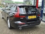 Volvo V60 2.0 B3 Momentum Business | Climate Control | LM velgen | PDC voor+achter+camera | Navigatie