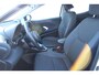 Mazda 2 Hybrid 1.5 Toyota Yaris l Stuur- en Stoelverwarming l Apple Carplay/ Android auto l Keyless l Automaat l Cruise control l
