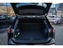 Volkswagen Tiguan Elegance 1.5 eTSI , Sfeerverlichting, Massagestoelen, 360-graden camera,