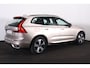 Volvo XC60 T6 Recharge AWD Plus Dark - Panorama/schuifdak - IntelliSafe Assist & Surround - 360º Camera - Verwarmde voorstoelen, stuur & achterbank - Parkeersensoren voor & achter - Elektr. bedienb. voorstoelen met geheugen - Draadloze tel. lader - Elektr. inklapbare trekhaak - 19' LMV