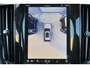 Volvo XC60 T6 Recharge AWD Plus Dark - Panorama/schuifdak - IntelliSafe Assist & Surround - 360º Camera - Verwarmde voorstoelen, stuur & achterbank - Parkeersensoren voor & achter - Elektr. bedienb. voorstoelen met geheugen - Draadloze tel. lader - Elektr. inklapbare trekhaak - 19' LMV