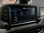 Hyundai Kona 1.0T Essence *Achteruitrijcamera!* - Clima, Apple carplay & Android auto, sensor achter
