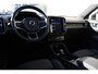 Volvo EX40 Extended Range Plus | Trekhaak | Warmtepomp | Pilot Assist | Alarm | Camera achter | Preconditioning | 19 Inch | All Seasonbanden | Blis | Draadloos telefoon opladen | Keyless