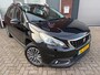 Peugeot 2008 1.2 PureTech Blue Lion / Navi / PDC / Unieke km