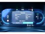 Volvo V60 T6 Plug-in hybrid AWD Plus Dark | Verwarmbare Voorstoelen (met geheugen), Stuurwiel en Achterbank | Semi-Elektrische Trekhaak | Panoramadak met schuif-/kantelfunctie | Verwarmbare Voorruit | Premium Audio by Harman Kardon | 360-Camera