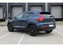 Volvo XC40 B4 plus Black Edition | Panoramadak met Schuif-/Kantelfunctie | Elektrisch Verstelbare Voorstoelen | 360° Parkeercamera |  Getint Glas Achter | 20 inch Lichtmetalen Velgen | Keyless | Elektrische Achterklep | Premium audio by Harman Kardon | Stoelverwarming | Stuurverwarming | Volvo UX Infotainment | Adaptieve Cruise Control | Pilot Assist | BLIS