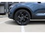 Volvo XC40 B4 plus Black Edition | Panoramadak met Schuif-/Kantelfunctie | Elektrisch Verstelbare Voorstoelen | 360° Parkeercamera |  Getint Glas Achter | 20 inch Lichtmetalen Velgen | Keyless | Elektrische Achterklep | Premium audio by Harman Kardon | Stoelverwarming | Stuurverwarming | Volvo UX Infotainment | Adaptieve Cruise Control | Pilot Assist | BLIS