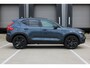 Volvo XC40 B4 plus Black Edition | Panoramadak met Schuif-/Kantelfunctie | Elektrisch Verstelbare Voorstoelen | 360° Parkeercamera |  Getint Glas Achter | 20 inch Lichtmetalen Velgen | Keyless | Elektrische Achterklep | Premium audio by Harman Kardon | Stoelverwarming | Stuurverwarming | Volvo UX Infotainment | Adaptieve Cruise Control | Pilot Assist | BLIS