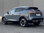 Nissan Qashqai 1.3 MHEV Xtronic N-Connecta / Fabrieksgarantie tot 03-2028  / Facelift Nieuw Model / Panorama dak / Cold Pack / HUD / Trekgewicht 1800 kg / Stuur-, Stoel en Voorruit verwarming / Elektrische achterklep / Camera 360° / Adaptief CC / Apple Carplay Android Auto /18" LM wielen met All Season banden /