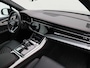 Audi Q7 60 TFSi e 490 Pk Automaat quattro S-Line | Panoramadak | Valcona Leder | Stoelverwarming | B&O Audio | 4wiel Besturing | Trekhaak | 22 Inch | 11.655 Km!!