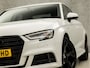 Audi A3 Limousine 35 TFSI S-Line Sport 150Pk Automaat (GROOT NAVI, CLIMATE, BANG&OLUFSEN, STOELVERWARMING, SPORTSTOELEN, LED KOPLAMPEN, GETINT GLAS, CRUISE, NIEUWSTAAT)