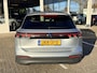 Volkswagen Tiguan 1.5 eHybrid Life Edition | LED | Keyless | Apple Carplay | Adapt Cruise | PDC v+a incl. Camera | Stuur- Stoel en achterbank verwarming