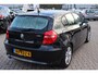 BMW 1-Serie 118i Business Line Climate control, Cruise control, Lichtmetalen wielen, Elektrische ramen