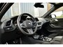 BMW 1-Serie 120i M-Performance Rijklaarprijs-Garantie Panorama dak Schaalstoelen  Live cockpit pro Apple carplay