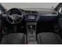 Volkswagen Tiguan 1.5 TSI Highline Business R-Line | Panoramadak | Org NL | Carplay | Camera | Navigatie | LED | Digital Cockpit |