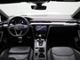 Volkswagen Arteon Shooting Brake 1.4 TSI eHybrid R-Line Business | 218 PK | Automaat | Trekhaak | Navigatie PRO (Groot Scherm) | Head-Up Display | Lederen Bekleding | Stoelverwarming & Stuurverwarming | Keyless | 360* Camera (Helicopter View) |