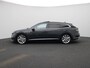 Volkswagen Arteon Shooting Brake 1.4 TSI eHybrid R-Line Business | 218 PK | Automaat | Trekhaak | Navigatie PRO (Groot Scherm) | Head-Up Display | Lederen Bekleding | Stoelverwarming & Stuurverwarming | Keyless | 360* Camera (Helicopter View) |