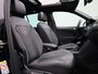 Volkswagen Tiguan 1.5 TSI R-Line Business | Achteruitrijcamera | Trekhaak |  Adaptive cruise control | Stoelverwarming | Navigatie | 19 inch licht metalen velgen | Panorama schuif-/kanteldak |
