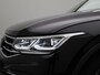 Volkswagen Tiguan 1.5 TSI R-Line Business | Achteruitrijcamera | Trekhaak |  Adaptive cruise control | Stoelverwarming | Navigatie | 19 inch licht metalen velgen | Panorama schuif-/kanteldak |