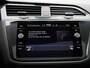 Volkswagen Tiguan 1.5 TSI R-Line Business | Achteruitrijcamera | Trekhaak |  Adaptive cruise control | Stoelverwarming | Navigatie | 19 inch licht metalen velgen | Panorama schuif-/kanteldak |