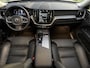 Volvo XC60 2.0 T6 Plug-in hybrid AWD Ultimate Dark | 360-camera | Schuif/kanteldak | Head-up display |