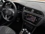 Volkswagen Tiguan 1.4 TSI eHybrid R-Line Business+ | Pano | Trekhaak | Adaptive Cruise | Virtual Cockpit | Camera