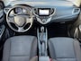 Suzuki Baleno 1.2 High Executive | Zeer nette auto | Automaat | Adaptief cruise control | Navigatie | Achteruitrijcamera | Verwarmde voorstoelen | 16" lichtmetalen velgen | Trekhaak | Privacy glas |