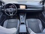 Volkswagen Golf 1.5 eTSI R-Line Pano Navi ACC H&K IQ Light