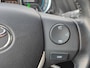 Toyota Auris 1.8 Hybrid EXECUTIVE TREKHAAK 4S-BANDEN STOELVERW PARK-SENSOREN NAVI JBL-AUDIO CAMERA CRUISE BLUETOOTH 17'' LM-VELGEN NL-AUTO