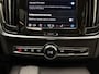 Volvo V90 T8 AWD 455pk Ultra Dark Panorama dak / HUD / 360 camera / Stoel/- stuurverwarming /