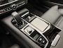 Volvo V90 T8 AWD 455pk Ultra Dark Panorama dak / HUD / 360 camera / Stoel/- stuurverwarming /