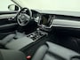 Volvo V90 T8 AWD 455pk Ultra Dark Panorama dak / HUD / 360 camera / Stoel/- stuurverwarming /