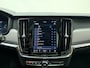 Volvo V90 T8 AWD 455pk Ultra Dark Panorama dak / HUD / 360 camera / Stoel/- stuurverwarming /