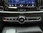 Volvo V90 T8 AWD 455pk Ultra Dark Panorama dak / HUD / 360 camera / Stoel/- stuurverwarming /