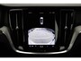 Volvo V60 B3 Automaat Essential Edition | Demo Deal | Adaptieve Cruise Control | Blind spot | Parkeercamera | Park Assist voor en Achter | Verwarmbare voorstoelen | Verwambare Achterbank | Stuurverwarming