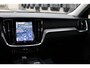 Volvo V60 B3 Automaat Essential Edition | Demo Deal | Adaptieve Cruise Control | Blind spot | Parkeercamera | Park Assist voor en Achter | Verwarmbare voorstoelen | Verwambare Achterbank | Stuurverwarming