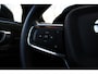 Volvo XC40 B4 Plus Dark | All-season banden | 19 inch lichtmetalen velgen | Parkeercamera achter | Verwarmbare voorstoelen | Verwarmbaar stuurwiel | Bestuurdersstoel met geheugen | Blind spot | Adaptive cruise control | Semi elek. trekhaak | Elektrisch bed. voorstoelen |