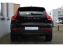 Volvo XC40 B4 Plus Dark | All-season banden | 19 inch lichtmetalen velgen | Parkeercamera achter | Verwarmbare voorstoelen | Verwarmbaar stuurwiel | Bestuurdersstoel met geheugen | Blind spot | Adaptive cruise control | Semi elek. trekhaak | Elektrisch bed. voorstoelen |