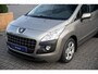 Peugeot 3008 1.6 GT|Automaat|Org NL|Trekhaak|Clima|Hoge Instap|Navi|All-Season|Volledig Onderhouden