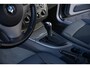 BMW 1-Serie 118i High Executive|Org NL NAP|Automaat|M-Sport|Xenon|Trekhaak|Airco|Cruise|Volledig Onderhouden