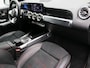 Mercedes-Benz GLB 200 AMG Nightpakket | Panoramadak | Trekhaak | Memory | Keyless Go | Sfeerverlichting | Stoelverwarming | Inclusief 24 maanden Mercedes-Benz Certified garantie voor Europa.