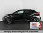 Toyota C-HR 1.8 Hybrid Dynamic Navi. GARANTIE TOT 08-2028! . AFNEEMBARE TREKHAAK. ADAPTIEVE CRUISE CONTROL. PARKEERSENSOREN VOOR & ACHTER.