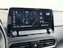 Hyundai Kona Electric EV 64kWh SOH 100% Warmtepomp Head Up Display Adap.Cruise Navi Ecc Camera Apple Carplay Android Auto Pdc Fashion Lane Assist Dodehoekwaarschuwing Keyless Privacy Glas DAB FCA 1e Eigenaar Origineel Nederlandse Auto