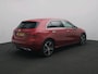 Mercedes-Benz A-klasse 250 e Plug-In Hybride Luxury | Trekhaak | Distronic | Keyless Go | Alarm | Stuur- en Stoelverwarming | Dode Hoek Ass | Inclusief 24 maanden Mercedes-Benz Certified garantie voor Europa.